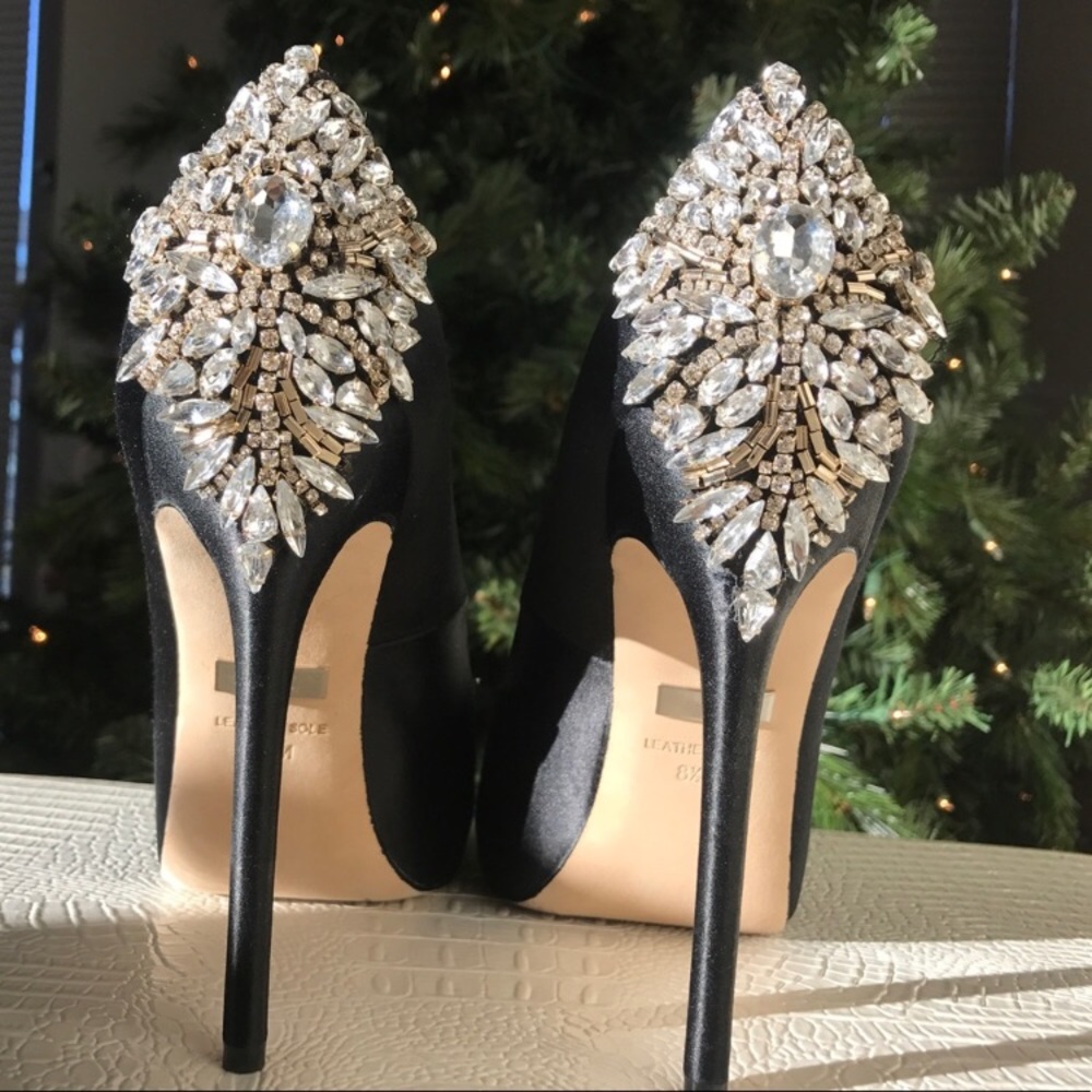 Badgley Mischka Kiara Black crystal stiletto Heel